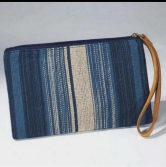 Ruggine Blue and Gold Boho Wristlet - Picture 4 of 4